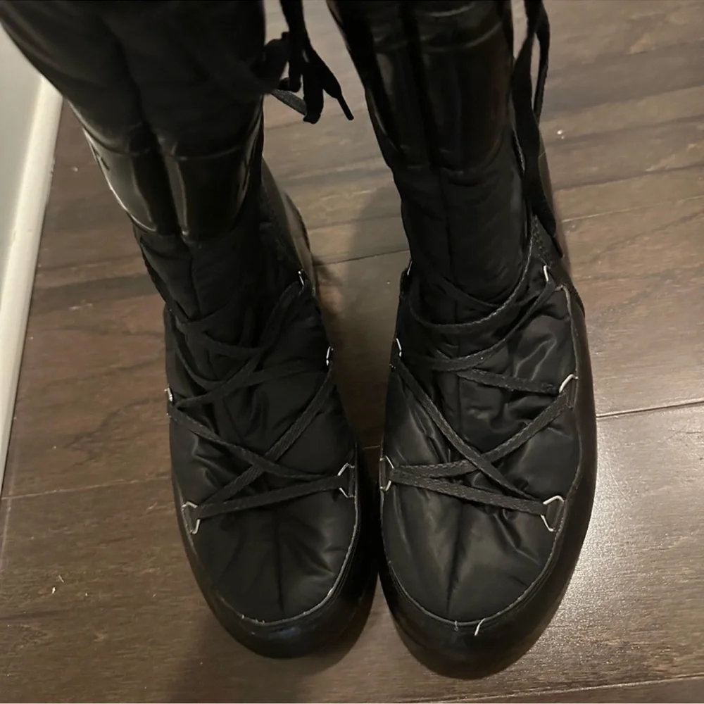 Moon Boot stylish warm